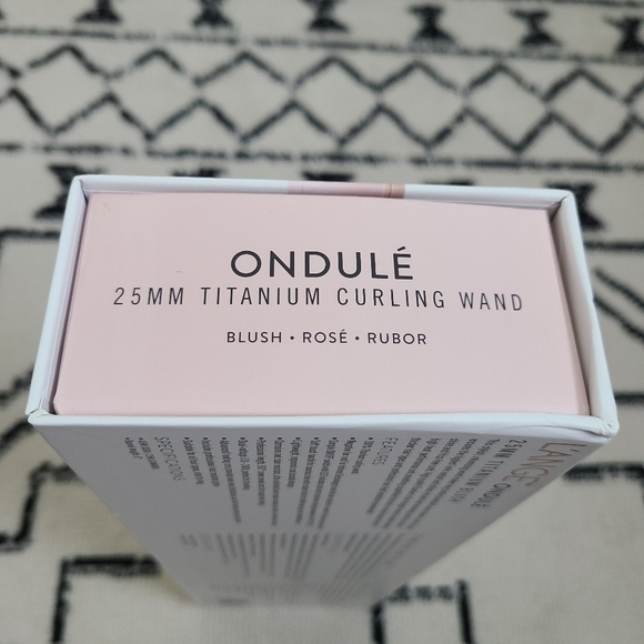 L'Ange Ondule 25mm Titanium Curling Wand - Picture 13 of 14